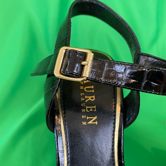 Lauren Ralph Lauren Heels Size 7M - Picture 5 of 6